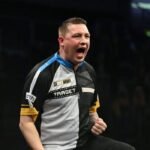 Chris Dobey speelt vanavond voor eigen publiek. Naast darter is hij groot van van de plaatselijke voetbalclub.